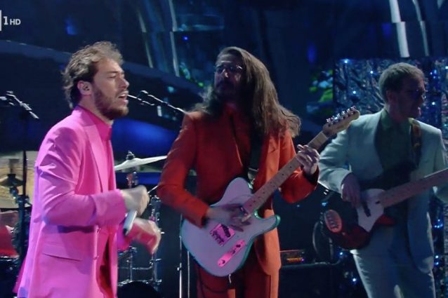 I Pinguini Tattici Nucleari alla terza serata di Sanremo 2020