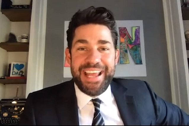 Un tg che dà solo buone notizie ai tempi del coronavirus: John Krasinski lancia 'Some Good News'