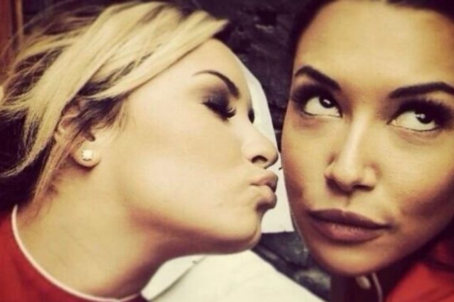 Il cast di Glee ricorda Naya Rivera, da Demi Lovato a Lea Michele: “Sei stata fonte di ispirazione”