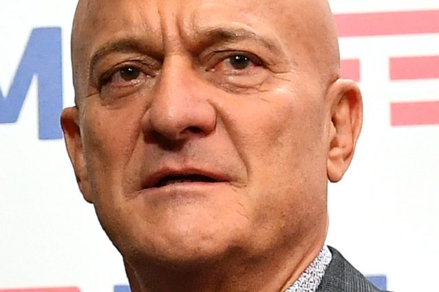 Claudio Bisio: "Mia mamma morta nel lockdown, non capiva perché non potevo abbracciarla"