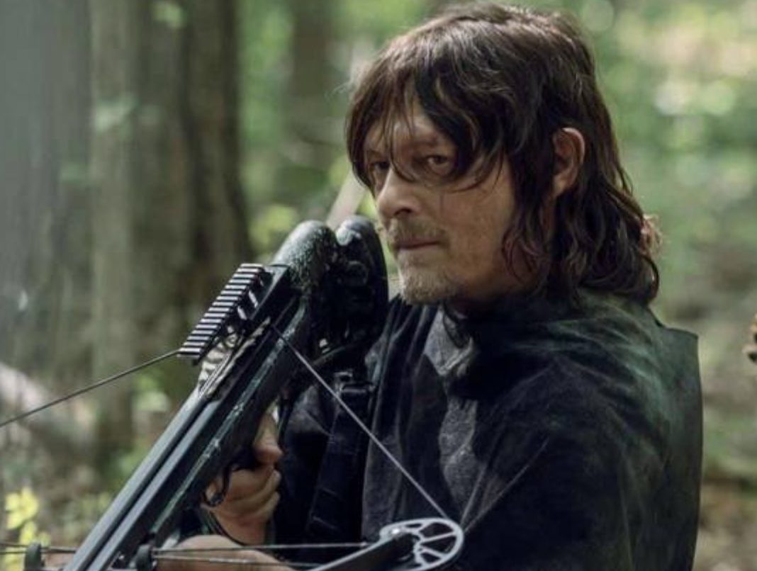 Finale The Walking Dead, Reedus : "Vedo gente senza mascherina, come se noi attirassimo gli zombie"