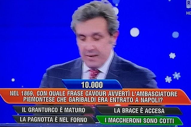 Gaffe a L’Eredità: “Cavour e la frase del 1869”, ma il conte era già morto da 8 anni