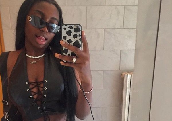 La Youtuber Naomi Akano
