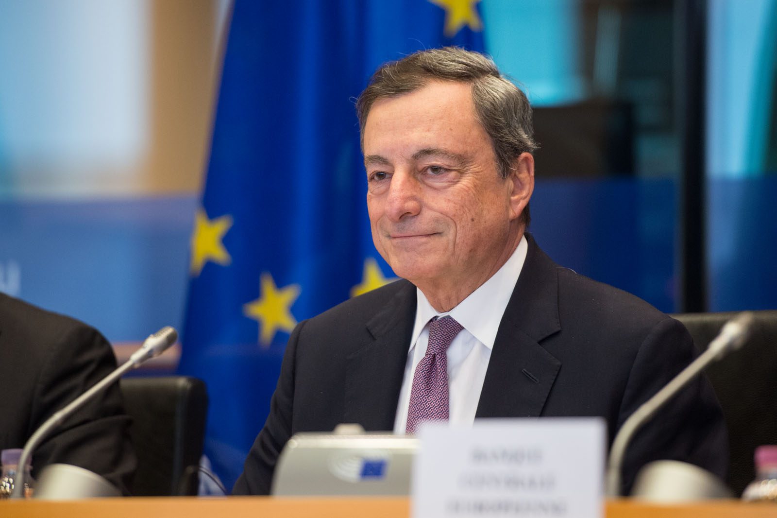 Mario Draghi al Senato per la fiducia, come cambiano i palinsesti Tv del 17 febbraio