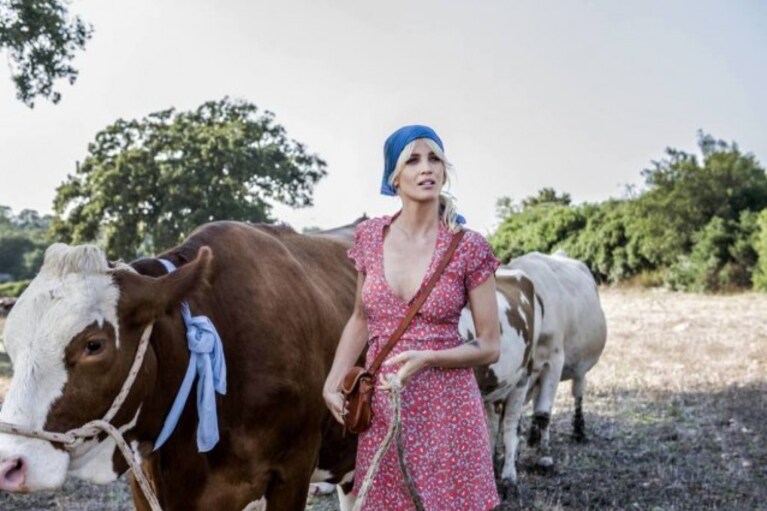 Liz Solari in una scena del film Sei mai stata sulla luna?