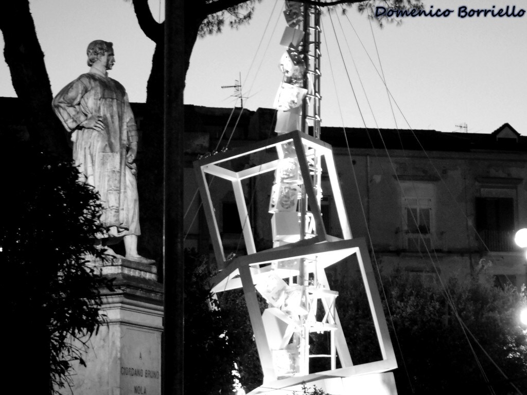 Giordano Bruno "ammira" il Giglio del Fabbro 2015