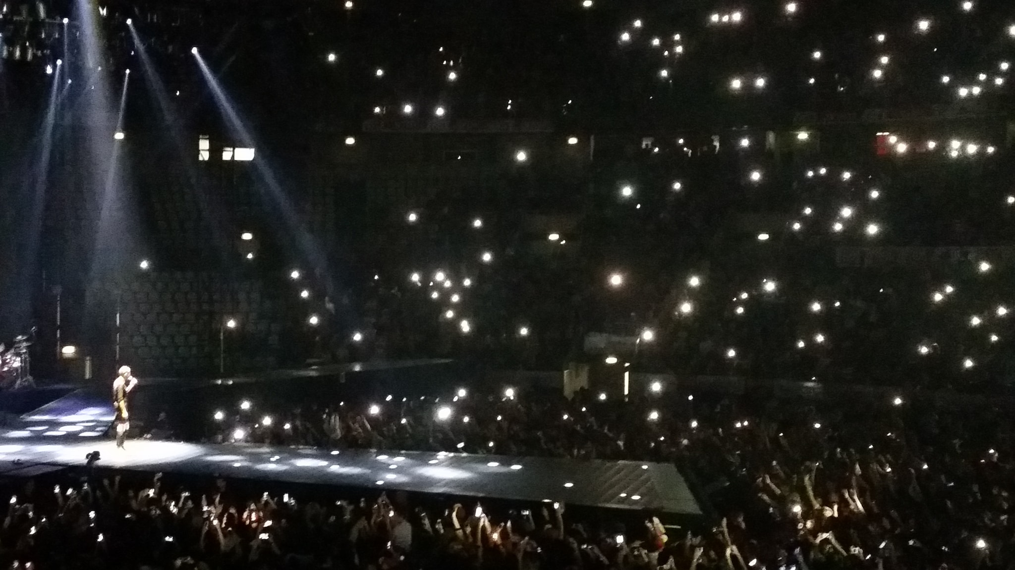 Jovanotti canta "A te" (Foto Angelo Andrea Vegliante)
