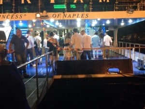 L’imbarco al Molo Beverello
