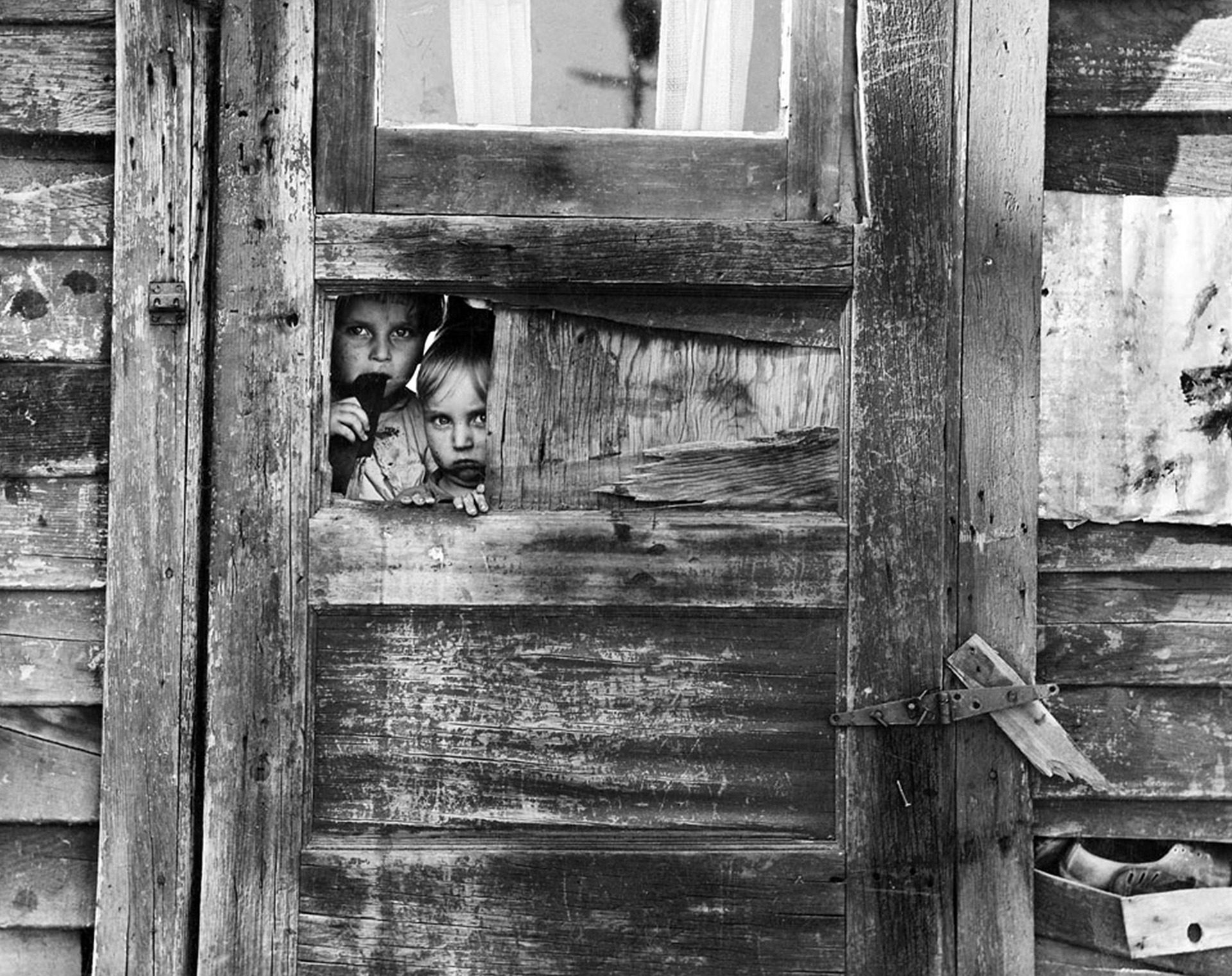 angelo andrea vegliante-povertà educativa-povertà tra i minori-povertà-abbandono scolastico-abbandono scolastico tra i minori-lasciare la scuola-spesa pubblica-spesa pubblica per l'istruzione