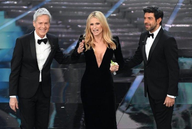 Sanremo 2018. Claudio Baglioni, Michelle Hunziker e Pierfrancesco Favino