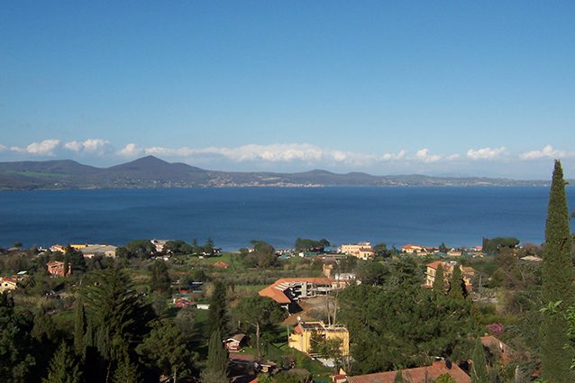 Panorama del Lago di Bracciano