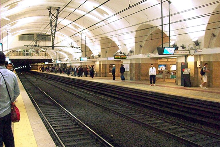 Fermata di Termini della metropolitana di Roma (Wikipedia).