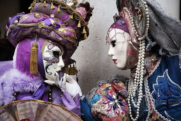 Maschere di Carnevale (Getty).