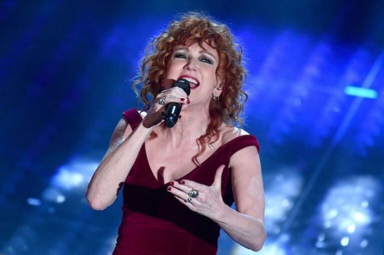 Fiorella Mannoia sul palco di Sanremo.