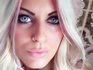 Regina, torturata e costretta a prostituirsi dai vicini di casa