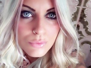 Regina, 28 anni, costretta a prostituirsi dai vicini di casa