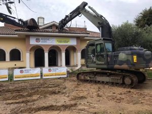 Un’altra villa confiscata alla famiglia Casamonica verrà demolita in via di Roccabernarda a Roma