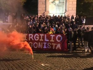 La protesta degli studenti del Virgilio (Foto Simona Berterame)