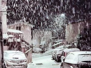 Rocca Priora, abbondante nevicata all’alba di oggi – foto Facebook Pagina Meteo neve Roma e Castelli