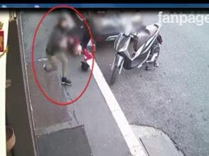Ladro 17enne rapina una donna in strada e le provoca la rottura del femore