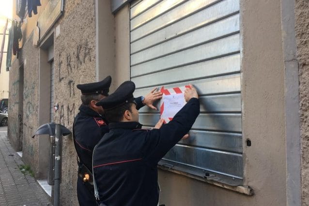 Il sequestro del forno da parte dei carabinieri