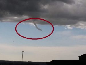 Avvistato funnel a Monterotondo, a nord di Roma