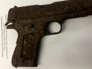 La pistola trovata