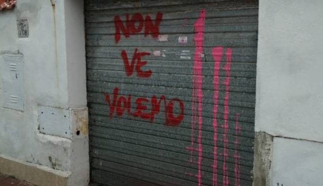 La saracinesca dell’associazione 2punto11 di Fiumicino