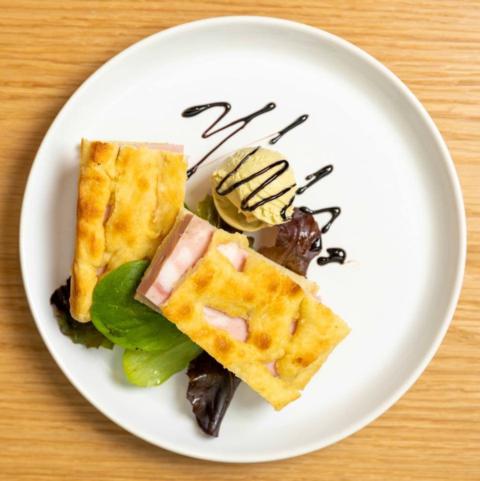 Il primo ristorante che propone solo piatti a base di gelato