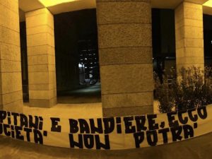 Foto dal gruppo facebook ’Romanismo fuori moda’
