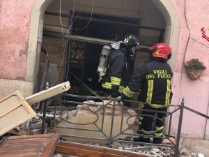Vigili del fuoco a lavoro a Rocca Di Papa