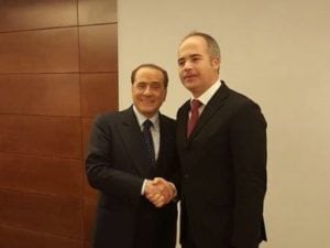 Il sindaco di Piedimonte San Germano, Gioacchino Ferdinandi, con il presidente di Forza Italia, Silvio Berlusconi