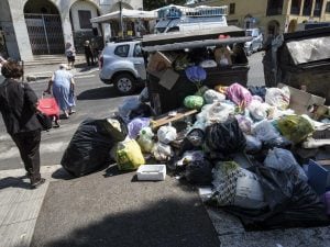 Roma, rifiuti