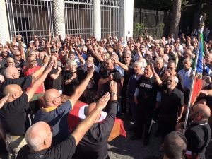 Neofascisti ai funerali di Stefano Delle Chiaie