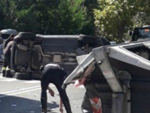 L’incidente stradale in via Cassia (Foto di Sei della Cassia se…)