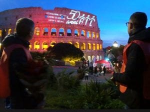 Il Colosseo rosso per i 50 anni dell’Ail