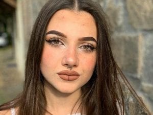 Aurora, 16 anni, trovata morta a Montefiascone