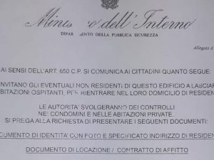 Il volantino rinvenuto dalla polizia a Roma