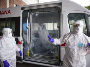 Coronavirus 118 – Foto Lapresse
