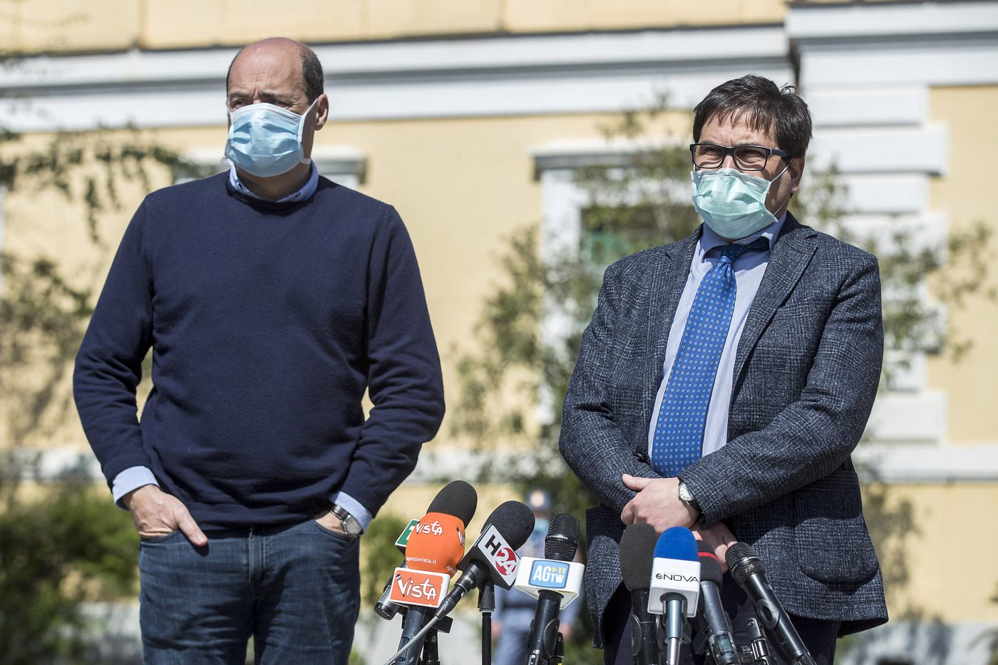 Nicola Zingaretti e Alessio D’Amato (La Presse)