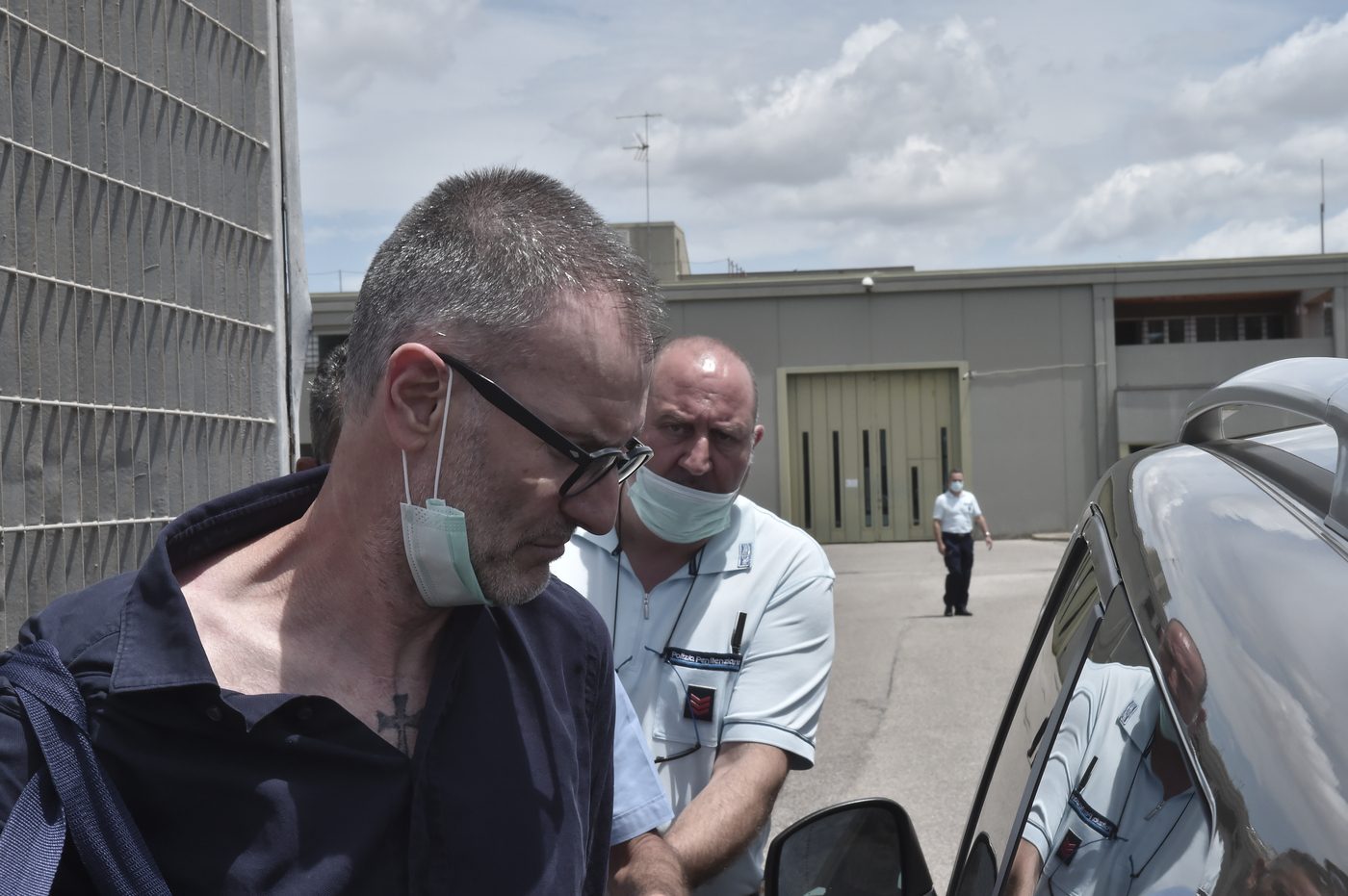 Massimo Carminati all’uscita dal carcere di Oristano