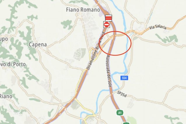 Foto Autostrade per l’Italia. Il cerchio rosso indica il luogo dove si è verificato l’incidente