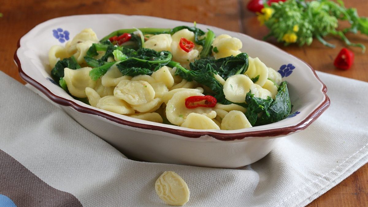 Orecchiette con le cime di rapa la ricetta del primo pugliese