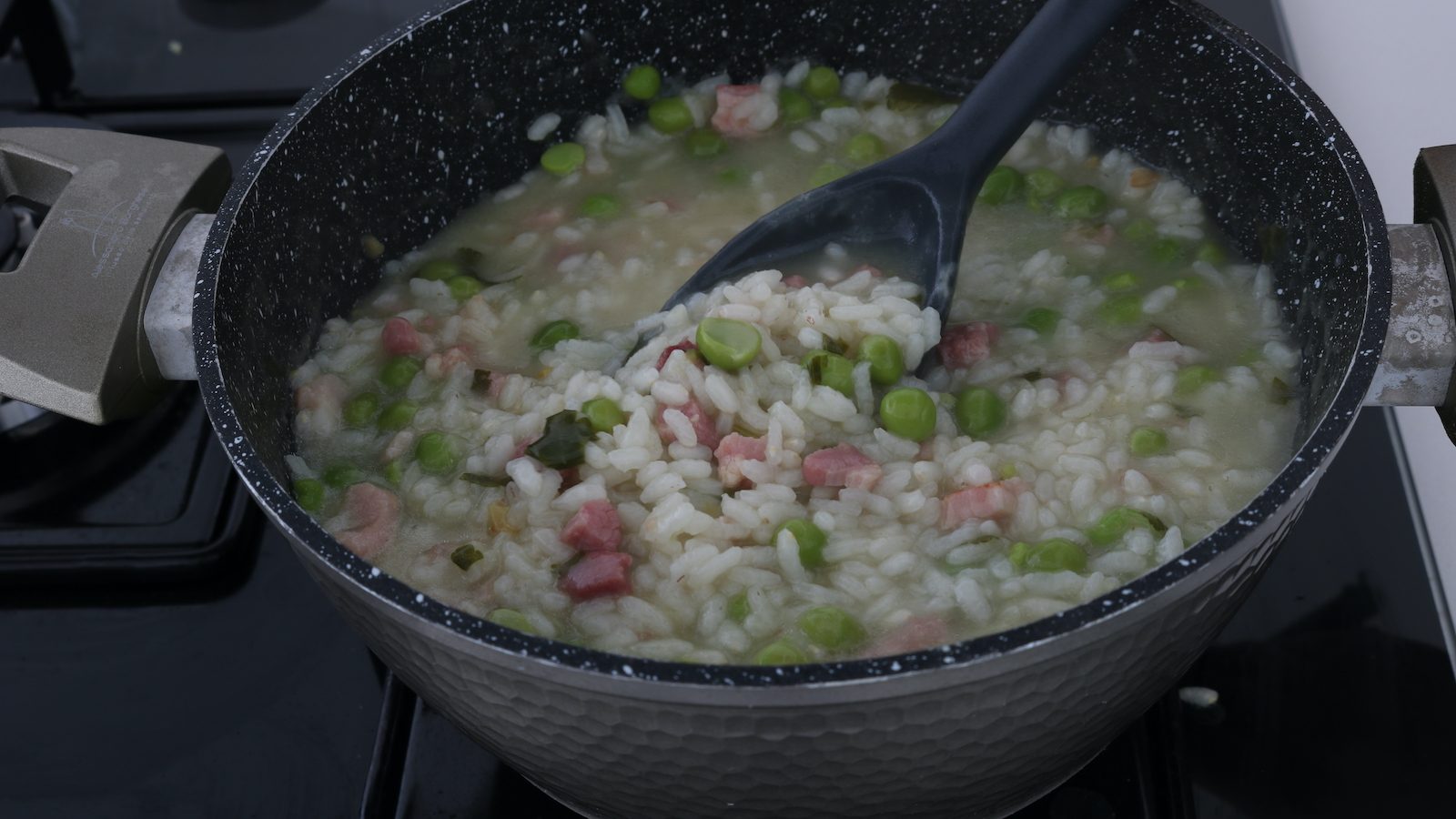 Risi e bisi la ricetta originale del primo piatto della tradizione
