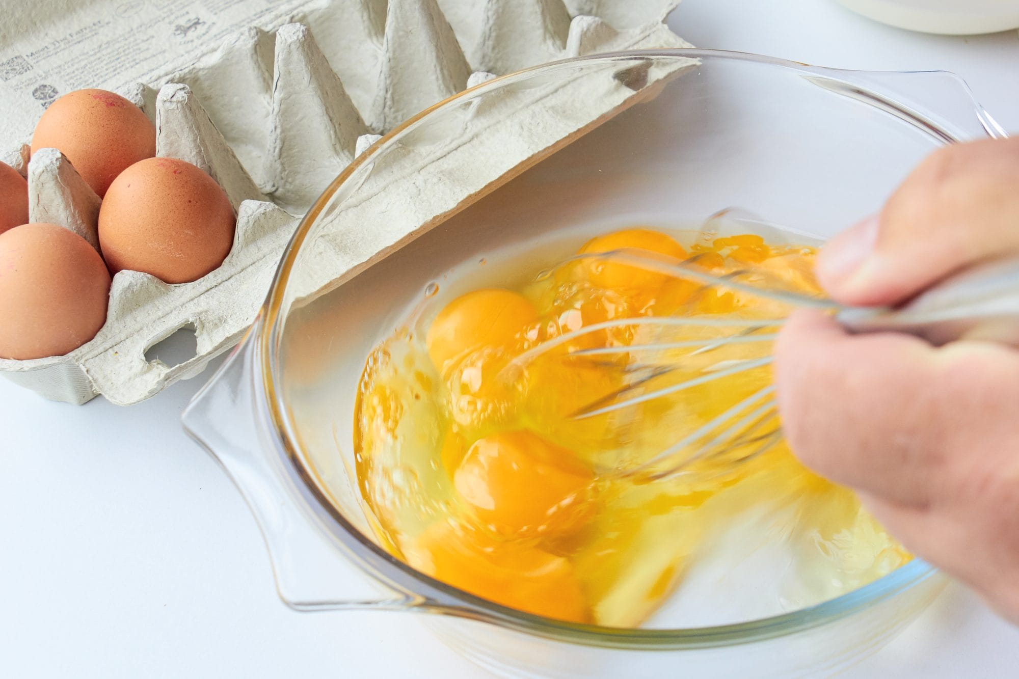 Frittata con pancetta la ricetta veloce in padella