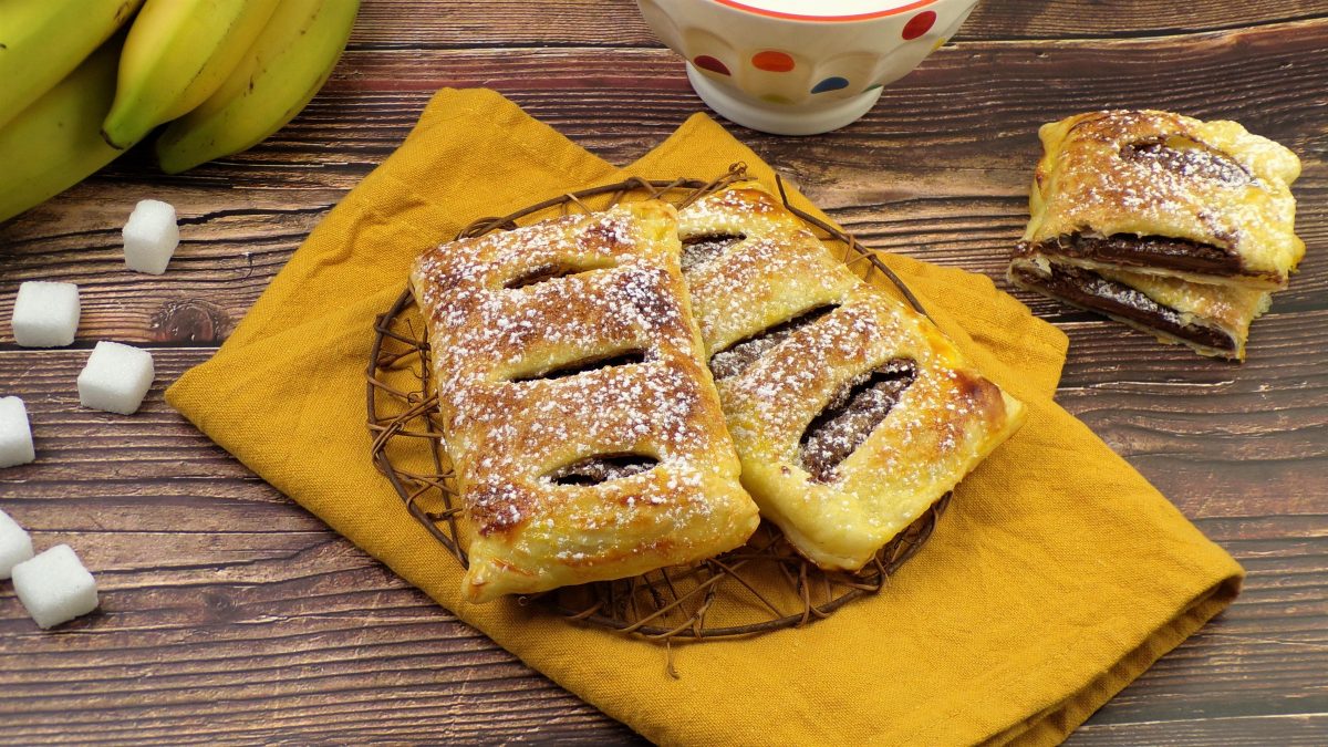 dolcetti con pasta sfoglia e nutella