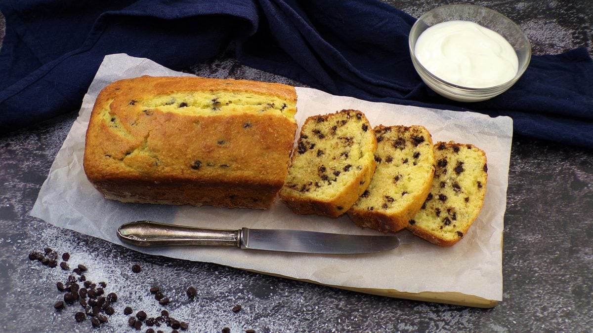 Plumcake al cocco: la ricetta del dolce soffice e goloso dal profumo ...