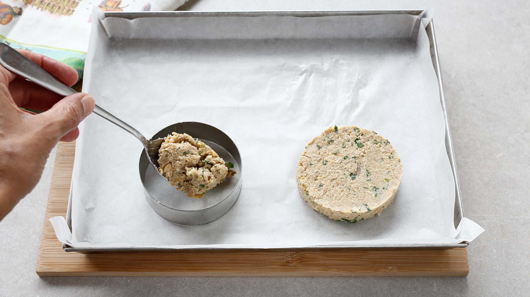 Burger di seitan la ricetta del secondo piatto vegano e gustoso