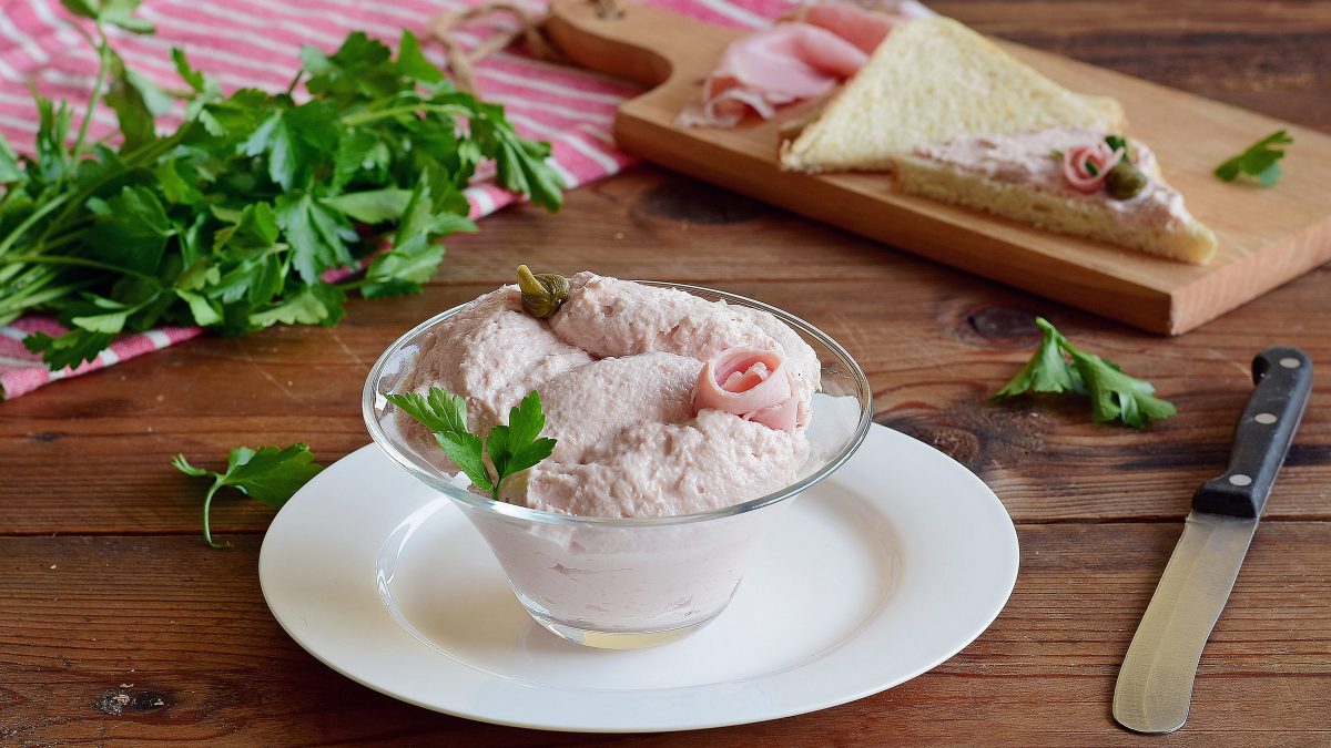 Mousse di tonno la ricetta facile della crema salata per antipasti e aperitivi