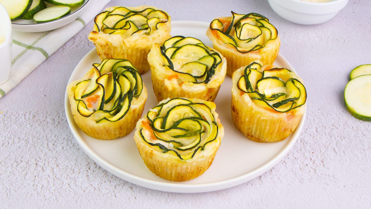 pizze rustiche di pasta sfoglia